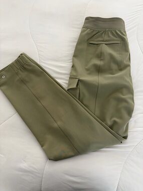 Athleta Olive Green endless cargo